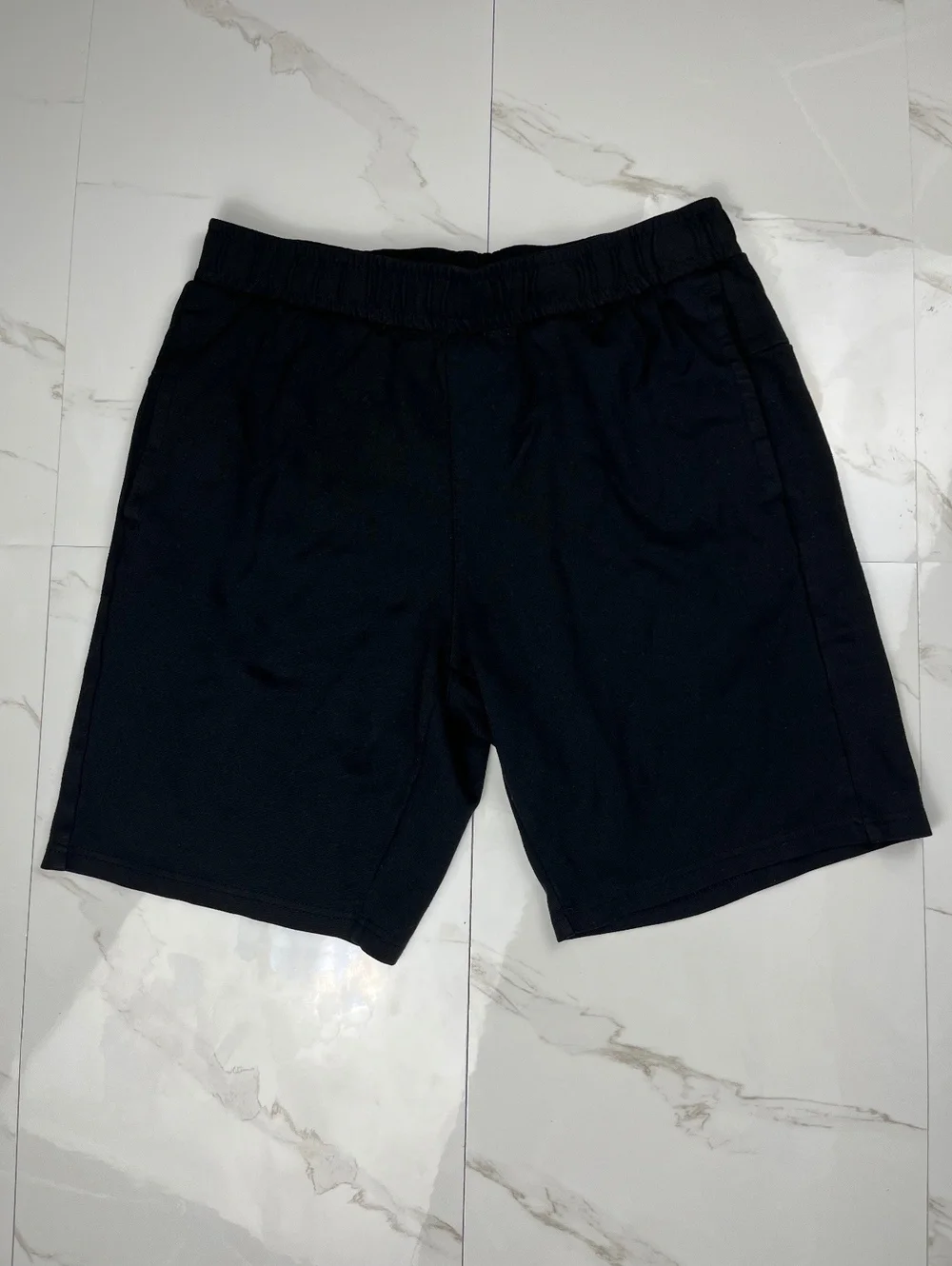 Black Athletic Shorts Size M Drawstring Pocket Casual